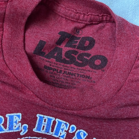 🌟Roy Kent Ted lasso graphic tee medium red t shirt - Picture 4 of 4